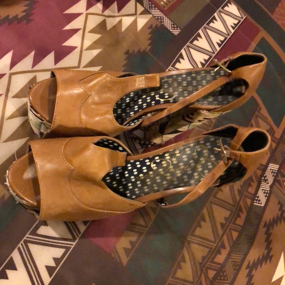 Shoes